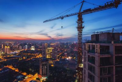 很多人不明白房地產,認為發展房地產就是房價上漲,這是錯誤的